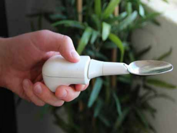 Self-stabilizing spoon for essential tremor by Liftware